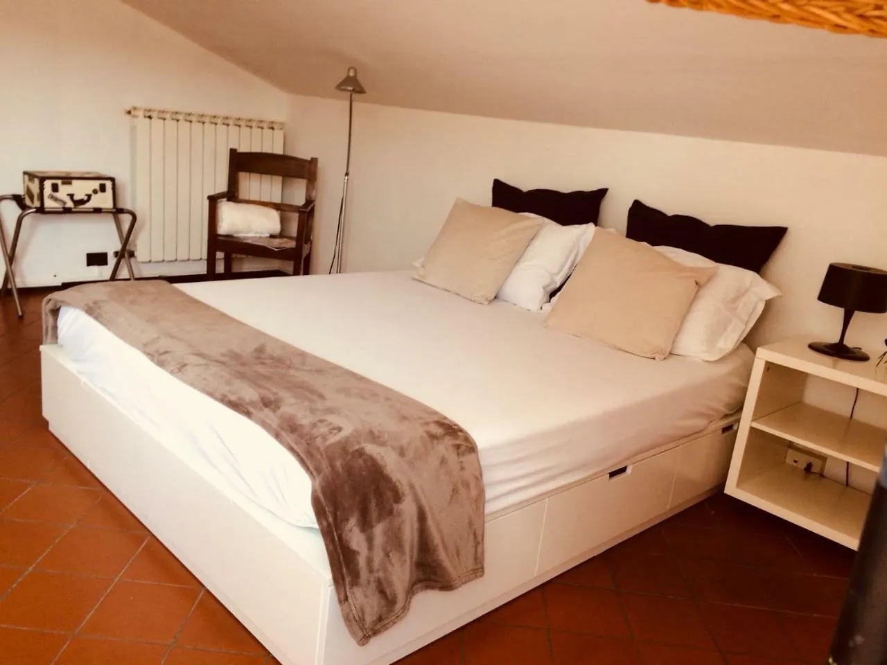 Easy Room Colle Val D'Elsa