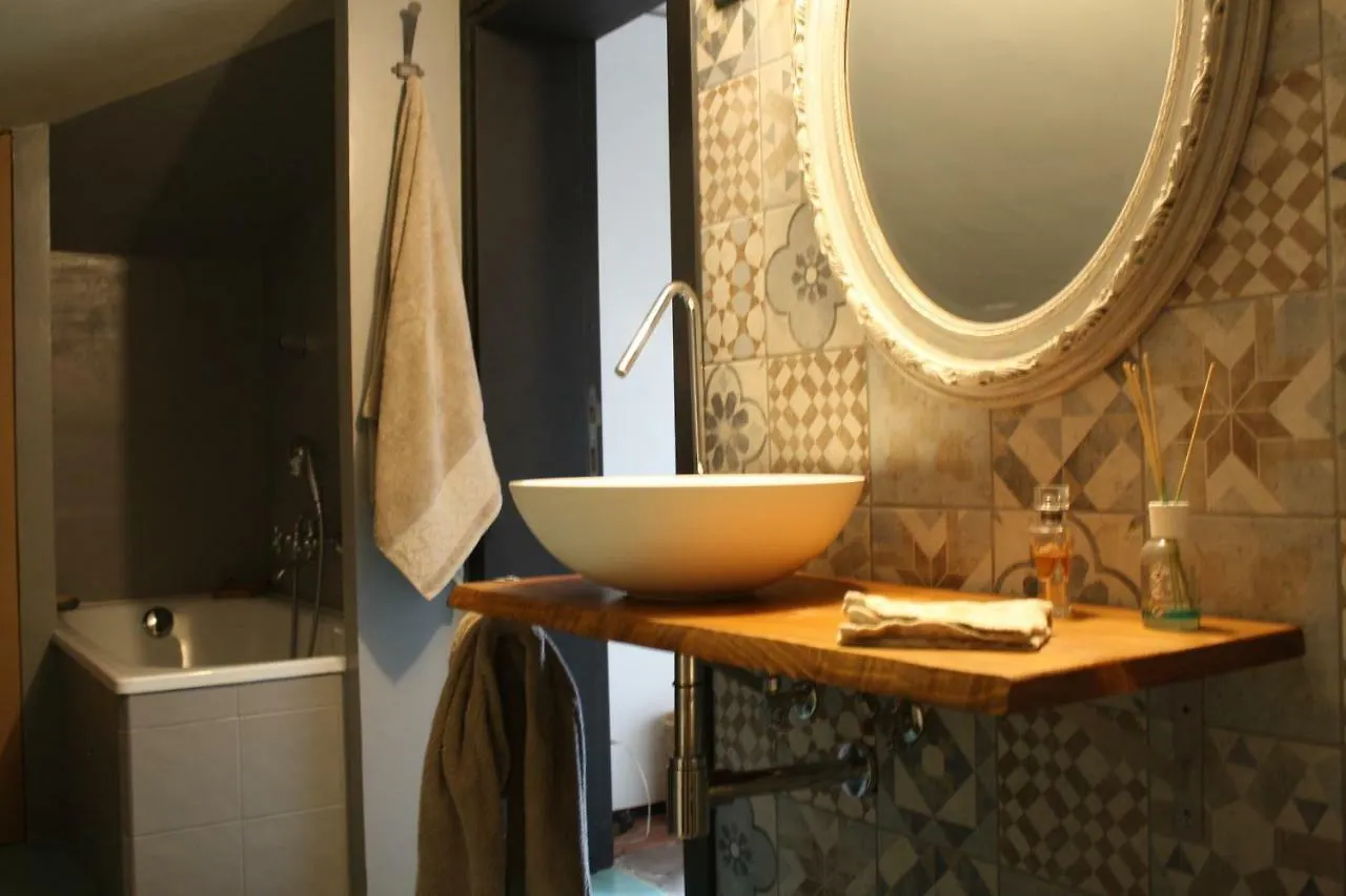 Easy Room Colle Val D'Elsa Guest house