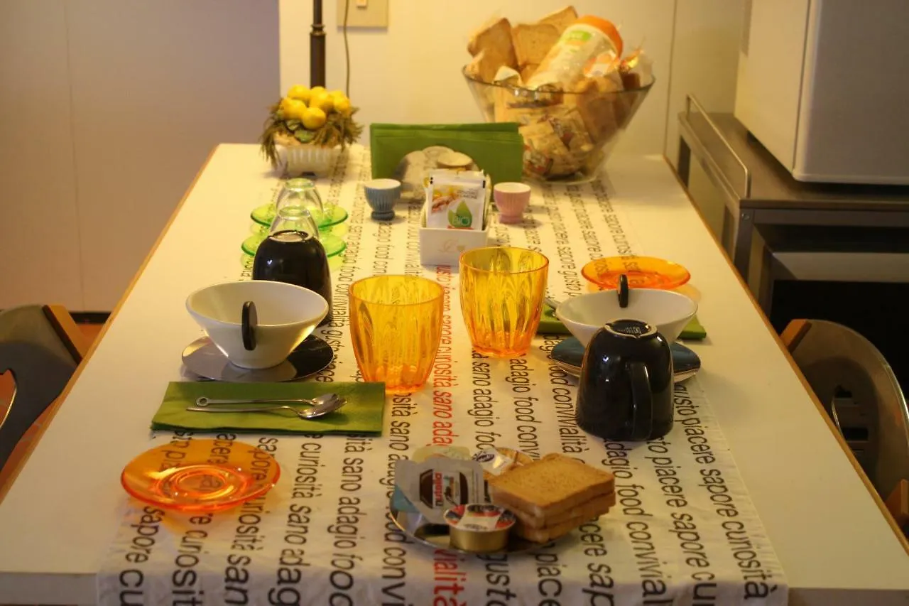 Easy Room Colle Val D'Elsa Italy