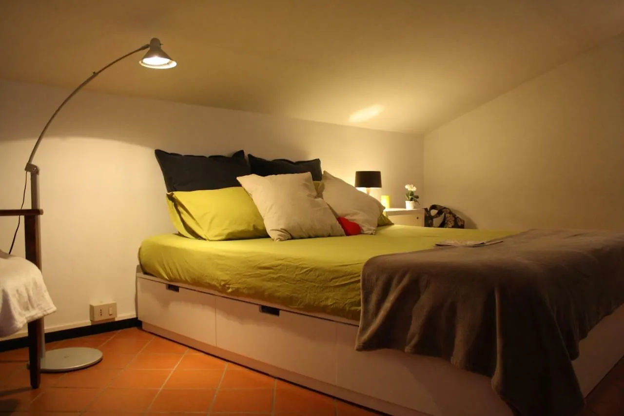 Easy Room Colle Val D'Elsa 0*,  Italy
