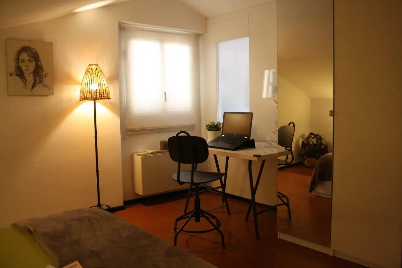 Easy Room Colle Val D'Elsa Guest house