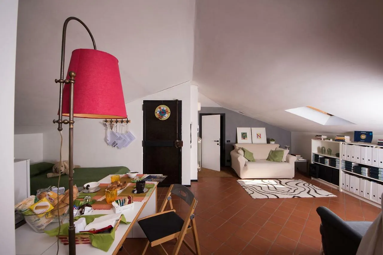 Easy Room Colle Val D'Elsa Italy